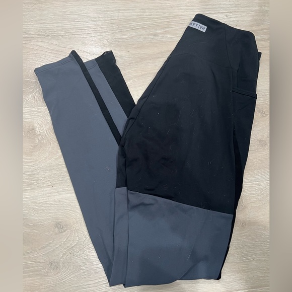 Nikki B Blackketter GYMSHARK Season 2 Black Marl Leggings - Picture 2 of 6